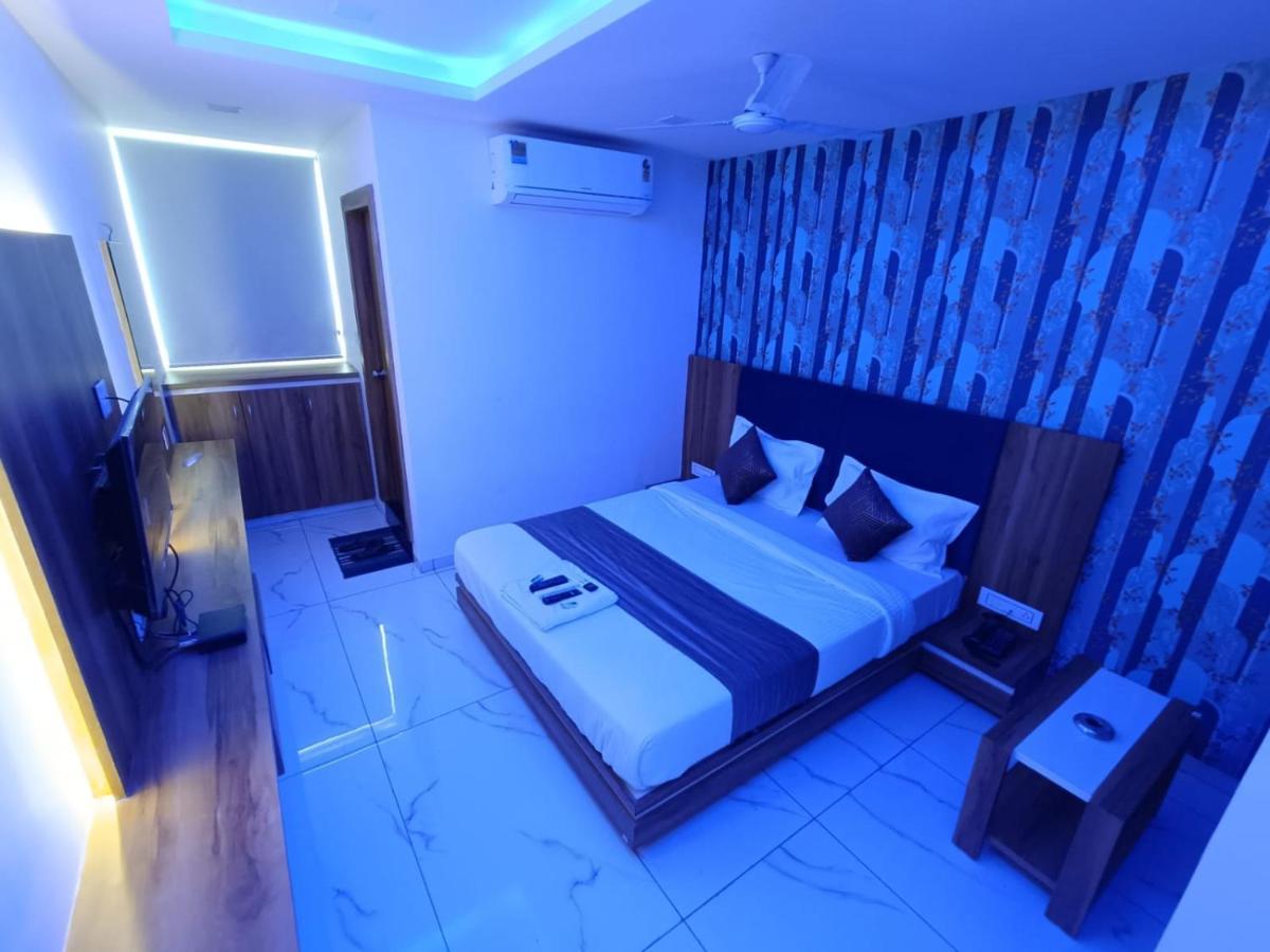 Hotel Rock Ānand Extérieur photo