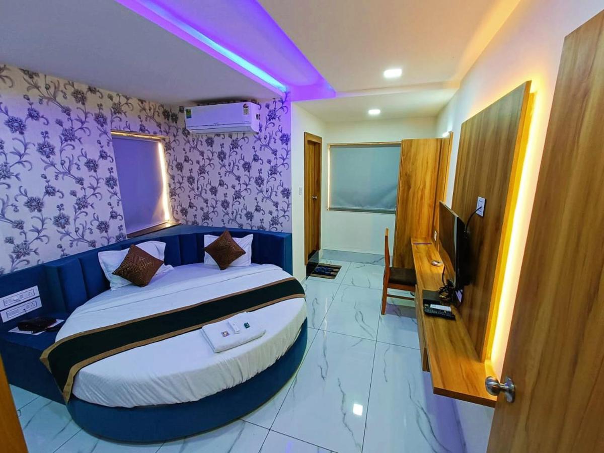 Hotel Rock Ānand Extérieur photo